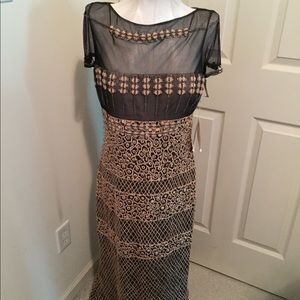 Badgkey Mischka gown size 10 NWT $4990